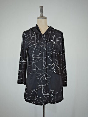 NWT Sassy # 13553 Black w/Silver Hooded Button Up Jacket SMALL #0221